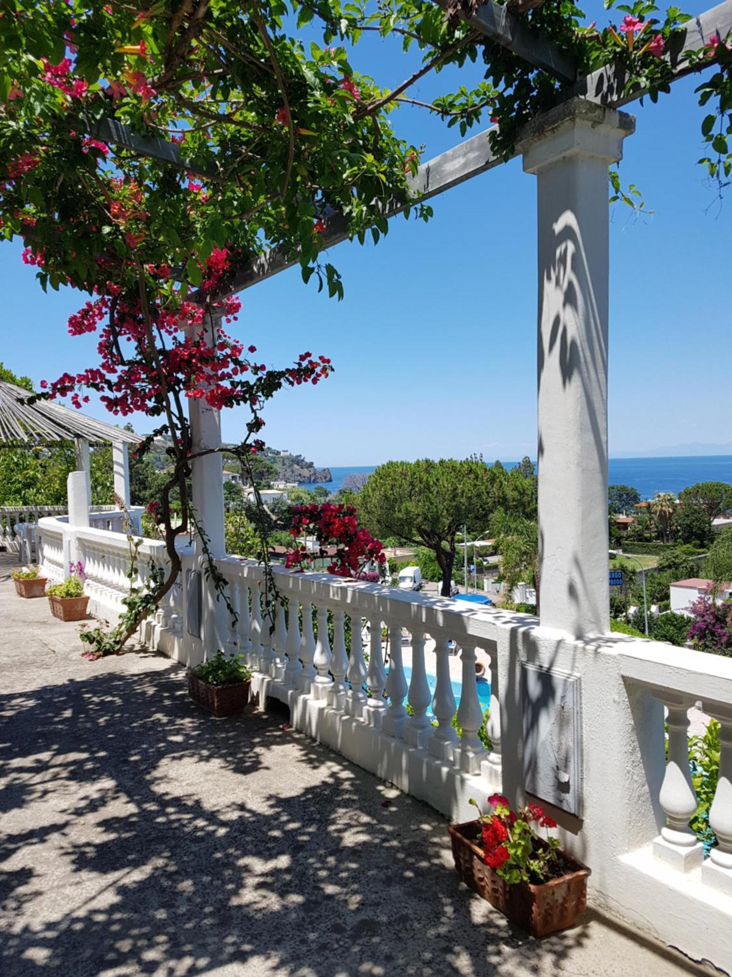 Hotel Parco Conte Casamicciola Terme Екстер'єр фото